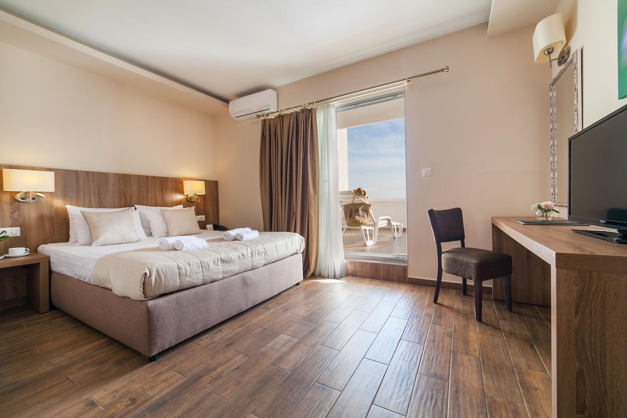 Sato Conference And Spa Hotel Sutomore Bagian luar foto