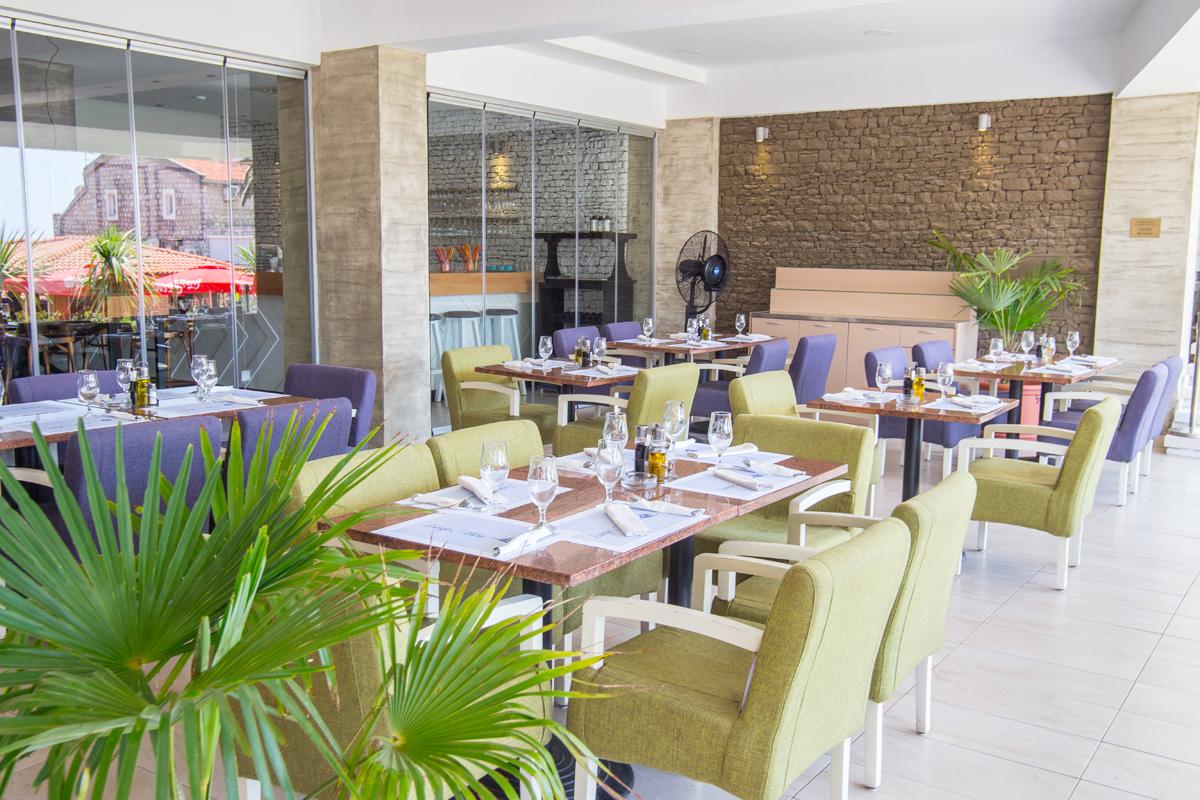 Sato Conference And Spa Hotel Sutomore Bagian luar foto