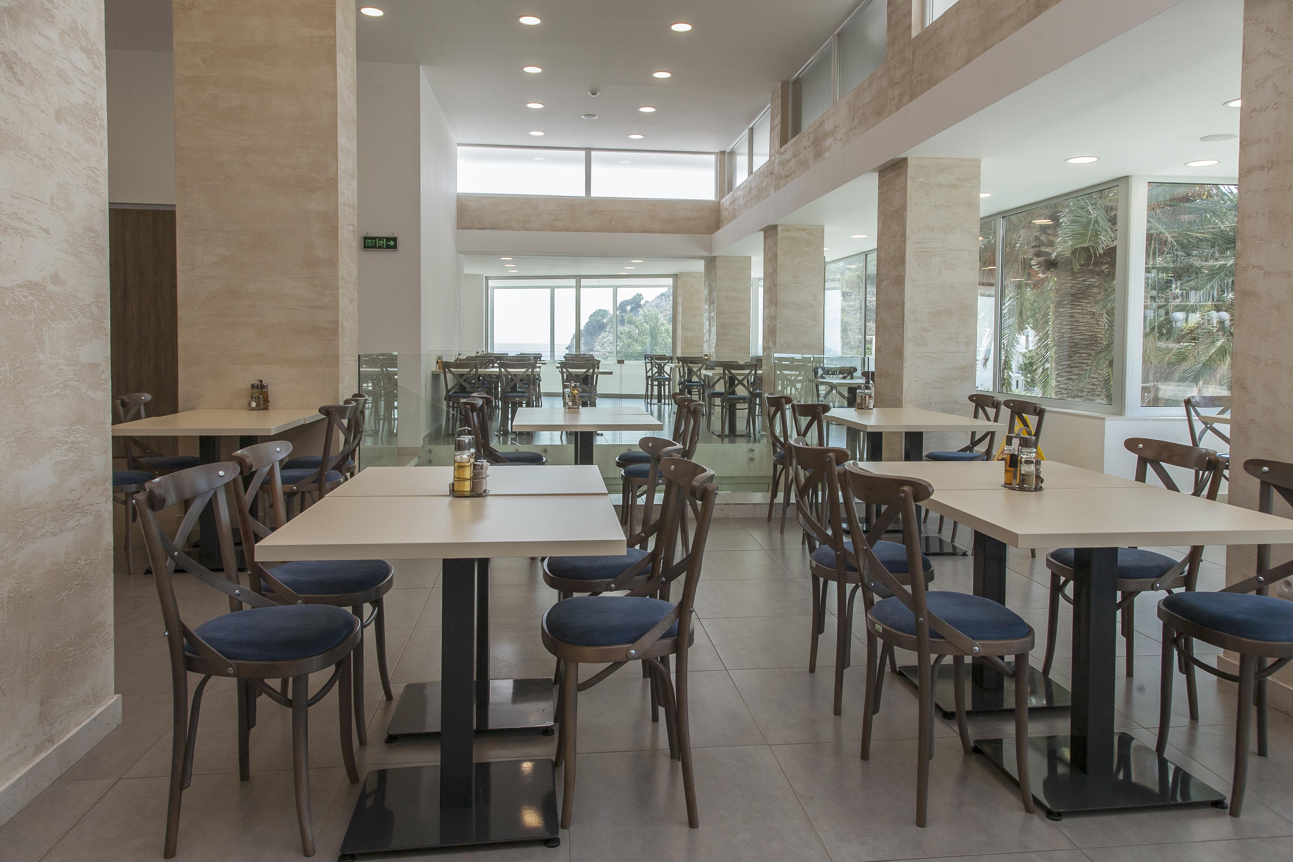 Sato Conference And Spa Hotel Sutomore Bagian luar foto